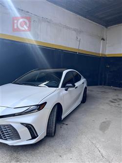 تۆیۆتا کامری